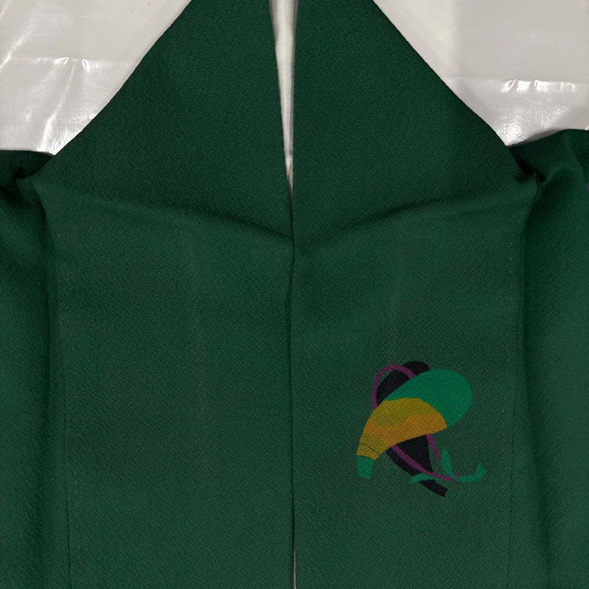 小紋 身丈159cm 裄丈64.5cm M 袷 茄子 縮緬 緑 正絹 秀品 【中古