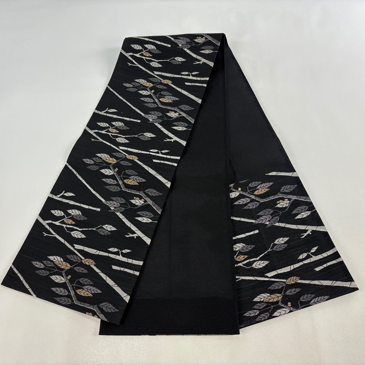 美品】 袋名古屋帯 名品 夏帯 絽 枝葉 金銀糸 箔 黒 化繊 【中古