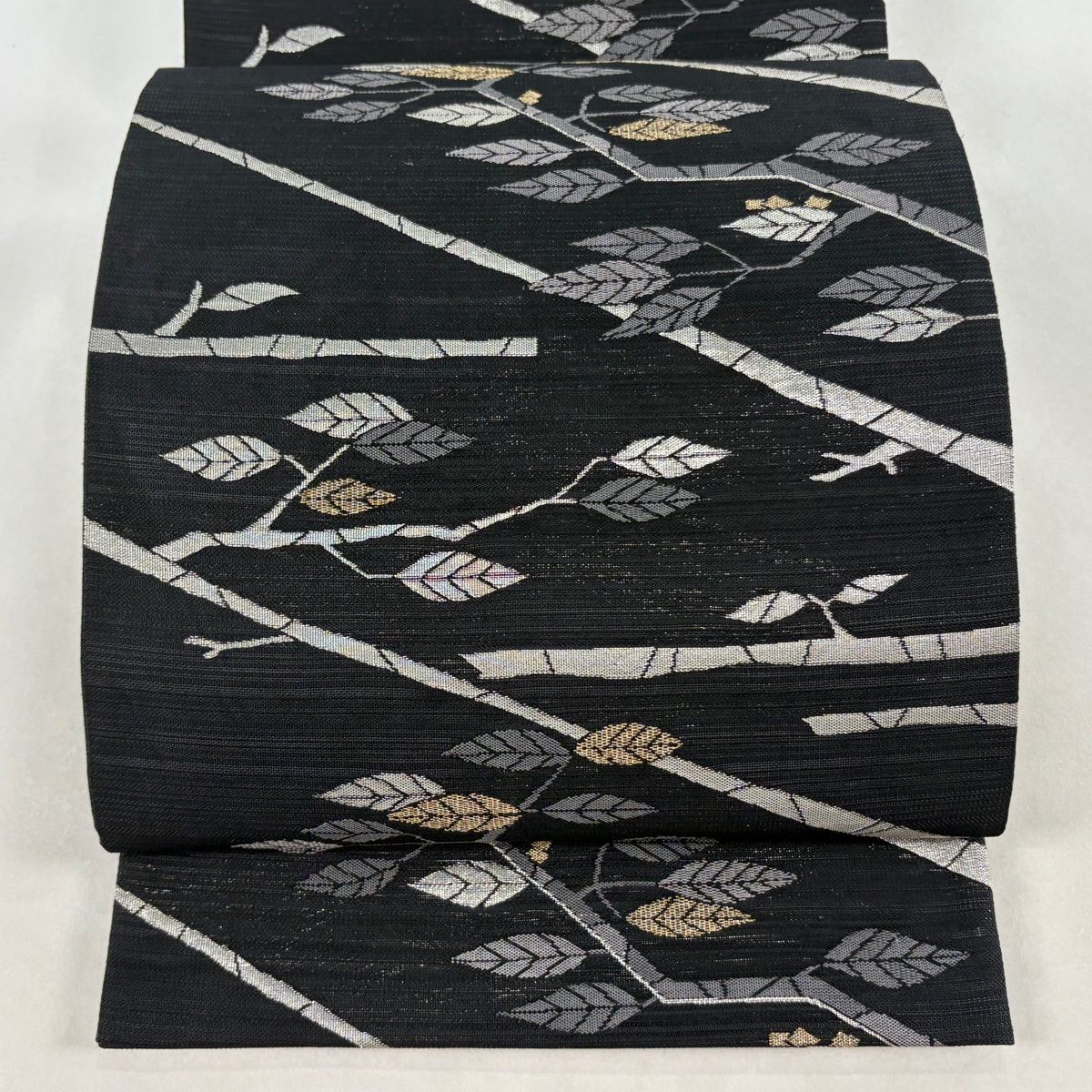 美品】 袋名古屋帯 名品 夏帯 絽 枝葉 金銀糸 箔 黒 化繊 【中古