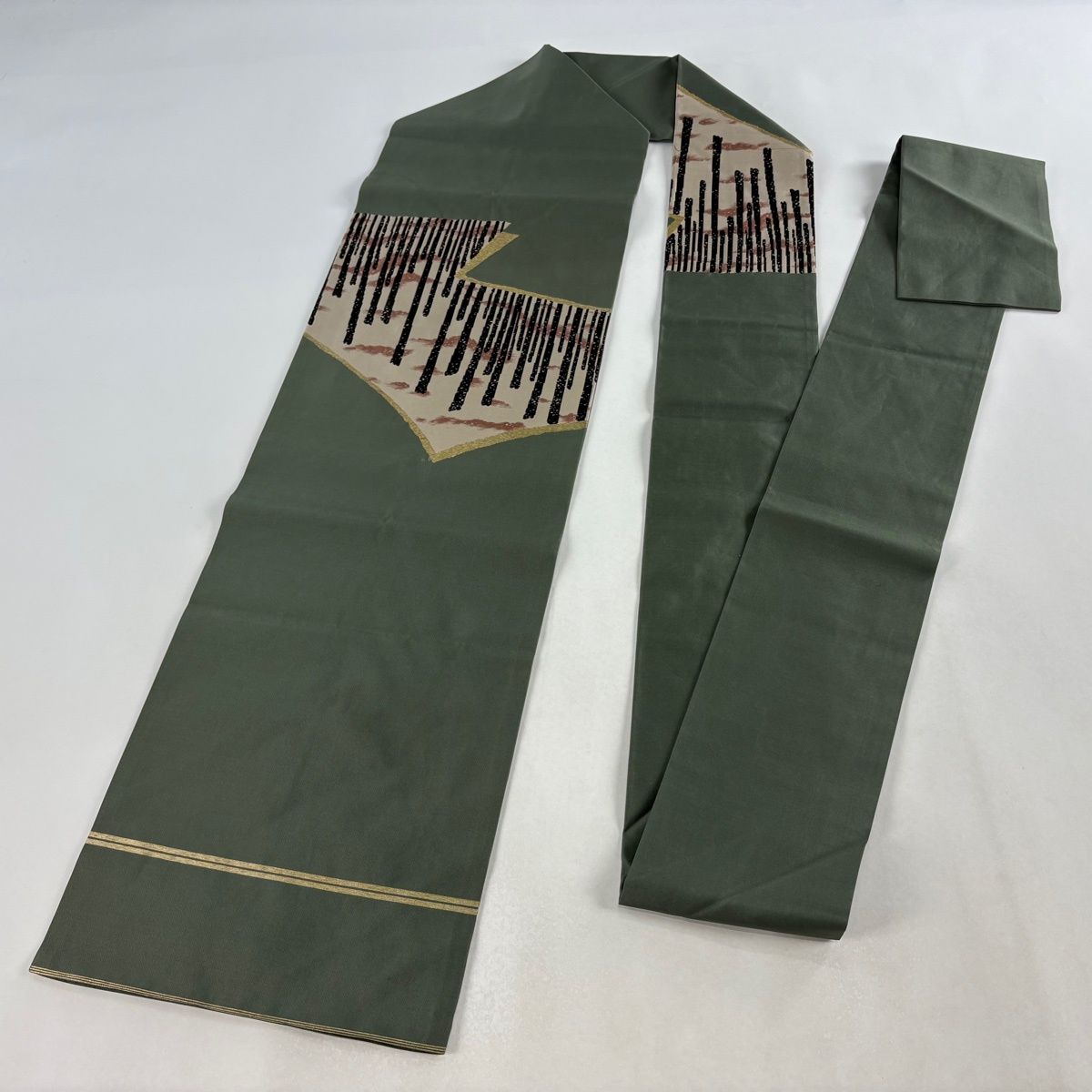 名古屋帯 名品 川島織物 落款 関西仕立て 幾何学模様 灰緑 正絹 【中古