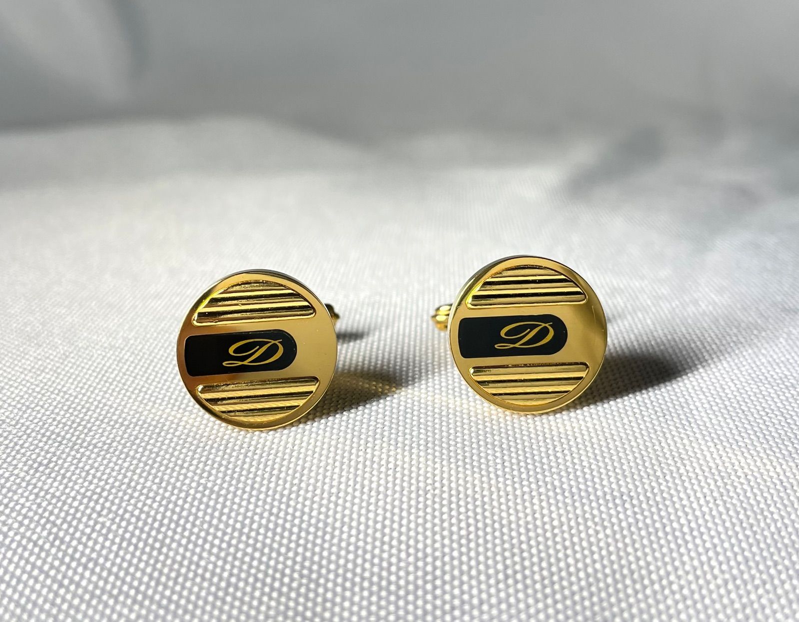 美品 S.T.Dupont デュポン Dロゴ ストライプライン オーバルカフス