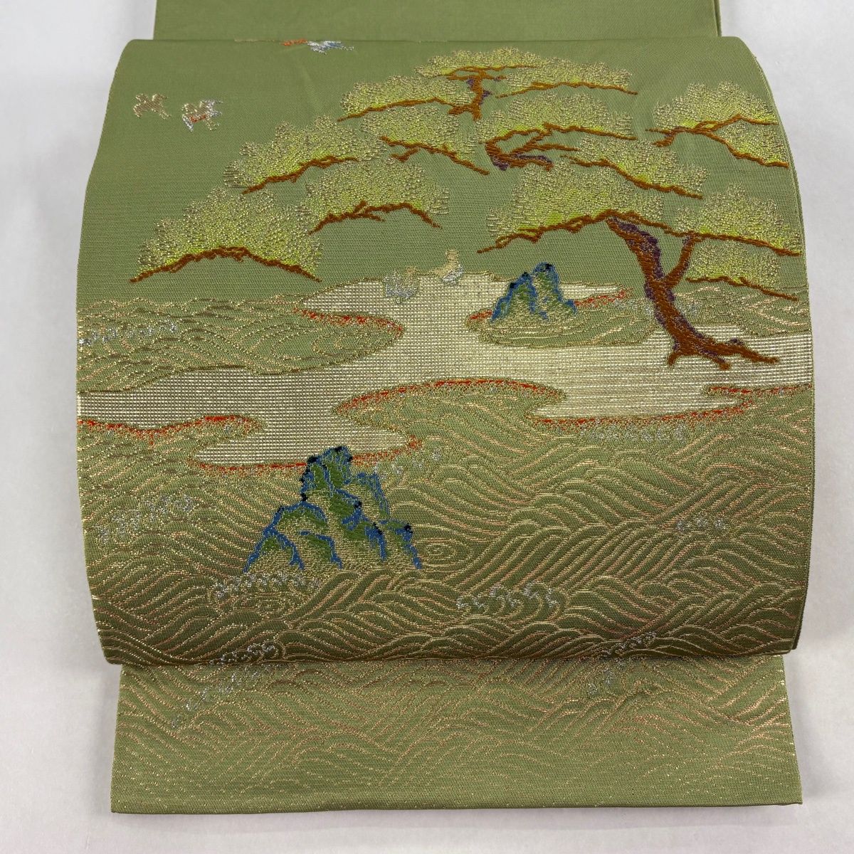 袋帯 龍村美術織物 落款 たつむら 松 波 金銀糸 よもぎ色 お太鼓柄 正絹