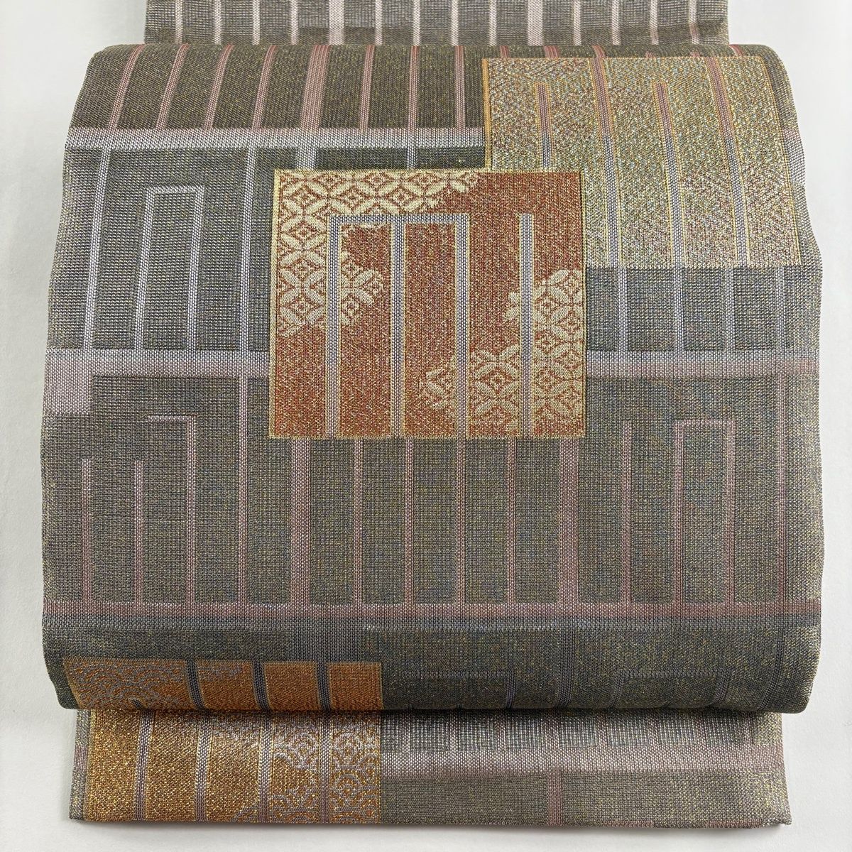 袋帯 逸品 誉田屋源兵衛 落款 源氏香 有職文様 金銀糸 箔 銀色 六通