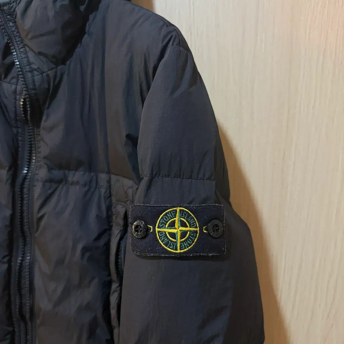 STONE ISLAND ストーンアイランド 12 A キッズ ジュニア ダウン フーディー レディース 成人 ジャケット アウター