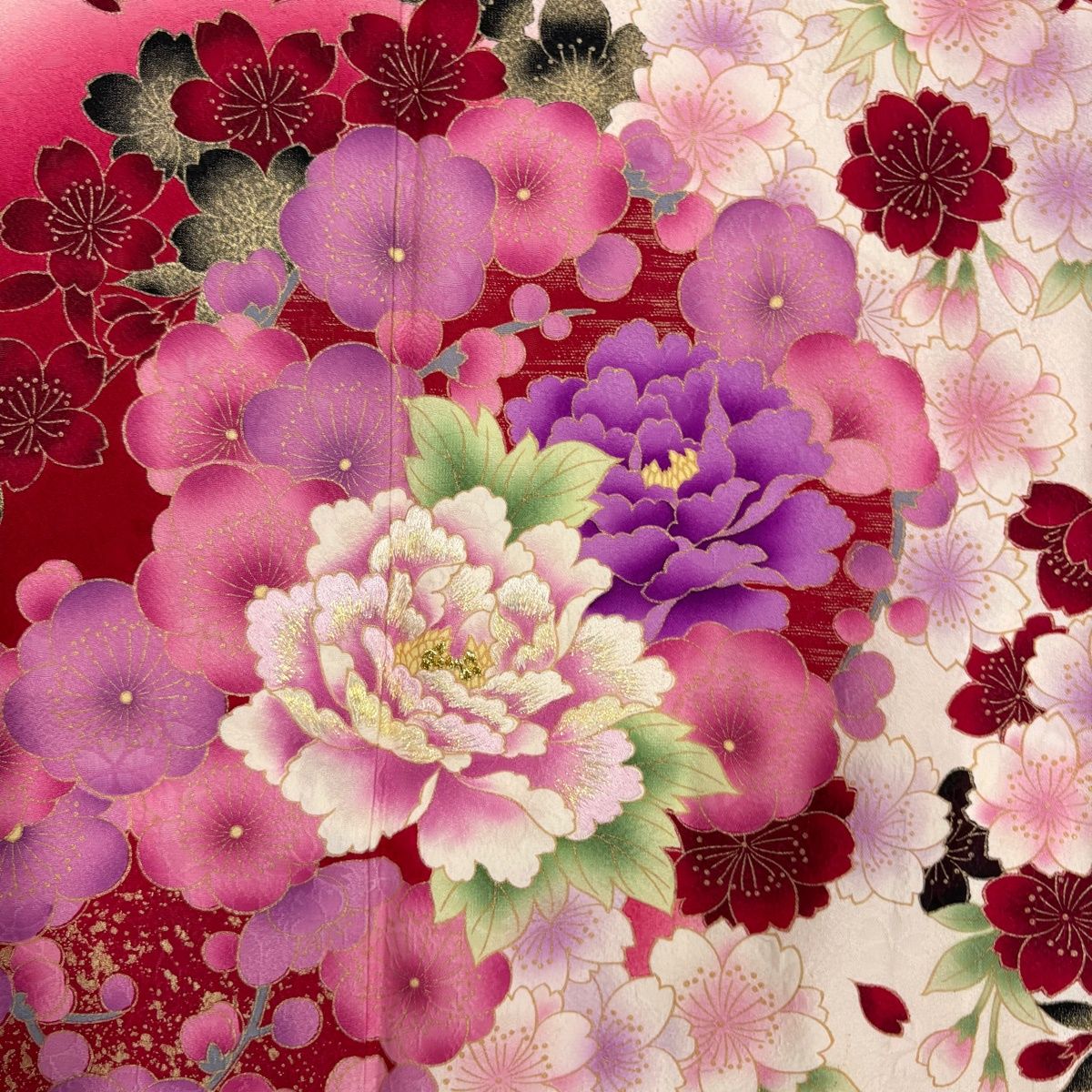 振袖 身丈165cm 裄丈65cm M 袷 桜 牡丹 金彩 刺繍 赤 正絹 名品 【中古