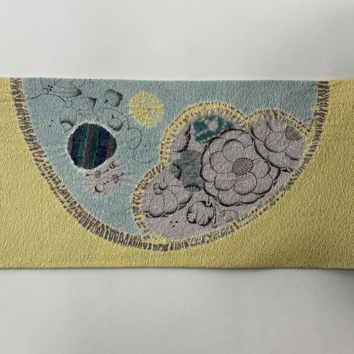  名古屋帯 秀品 落款 草花 市松 からし色 正絹 名古屋帯 帯