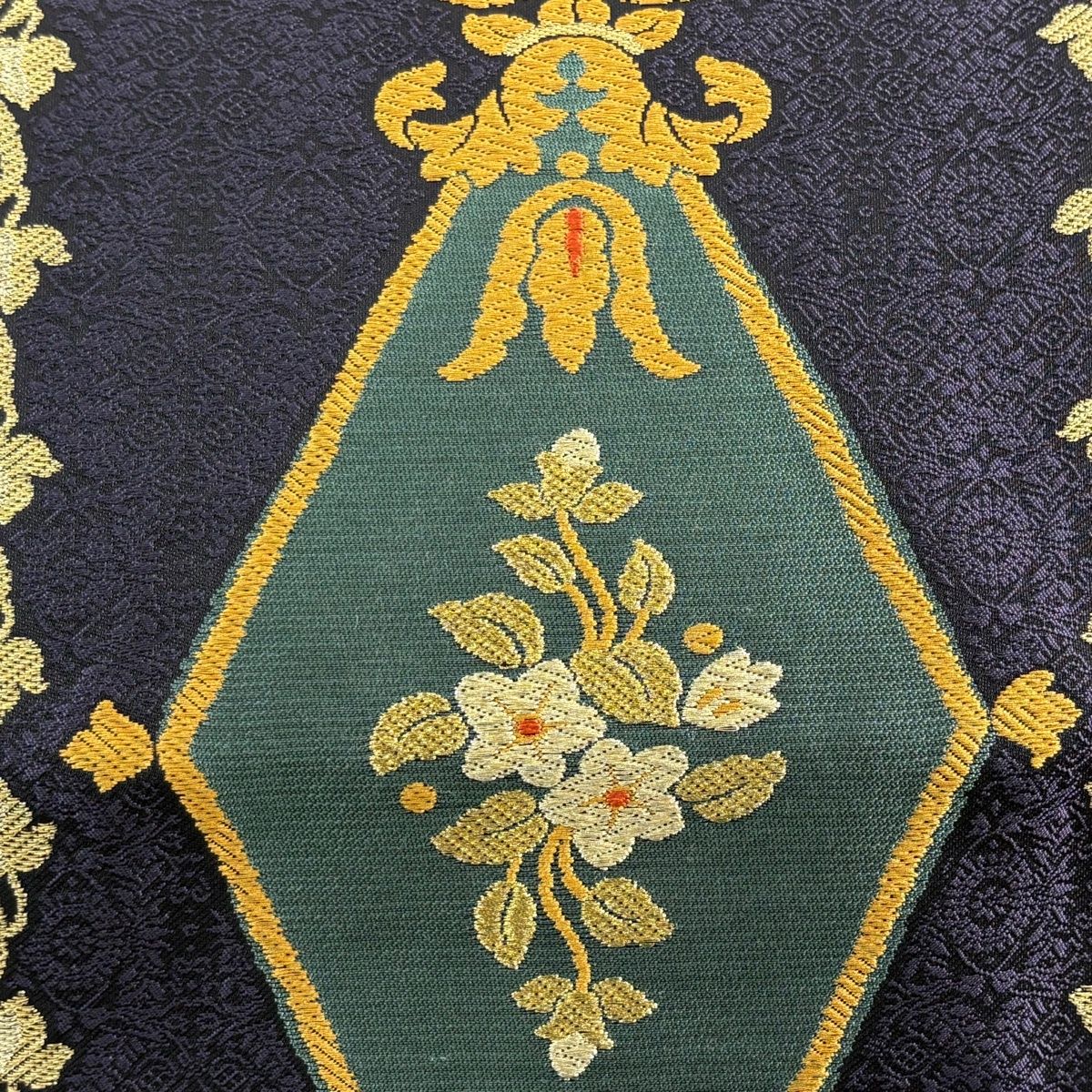 袋帯 秀品 皇帝の花冠 草花 箔 刺繍 濃紫 六通 正絹
