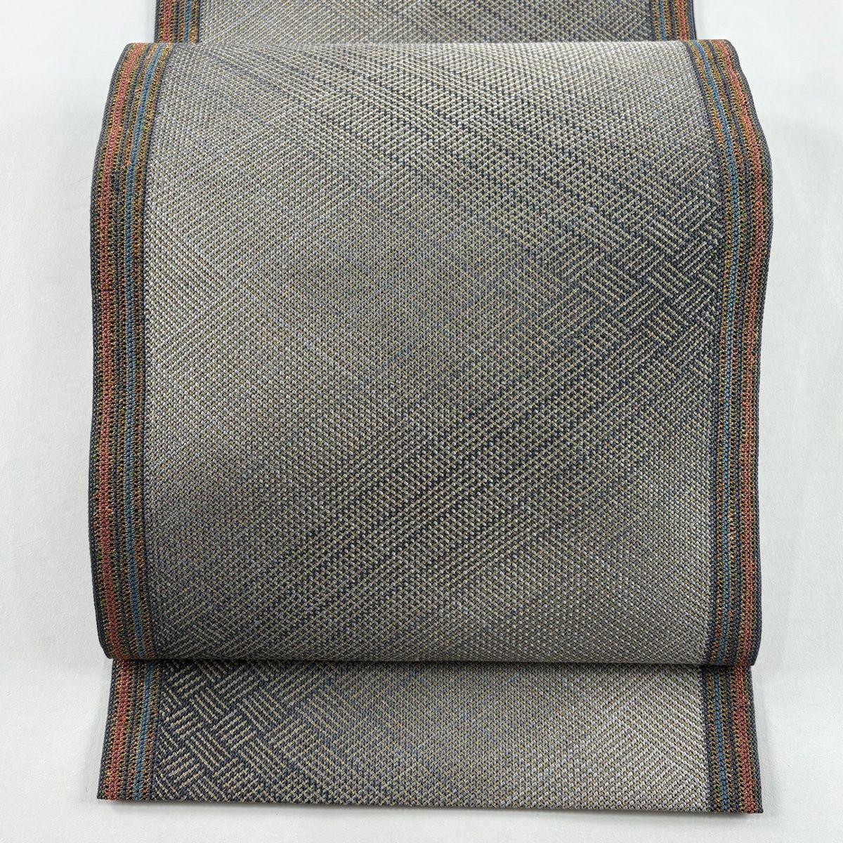 名古屋帯 秀品 八寸名古屋帯 トンネル仕立て 斜め格子 縞 金糸 灰色 正絹