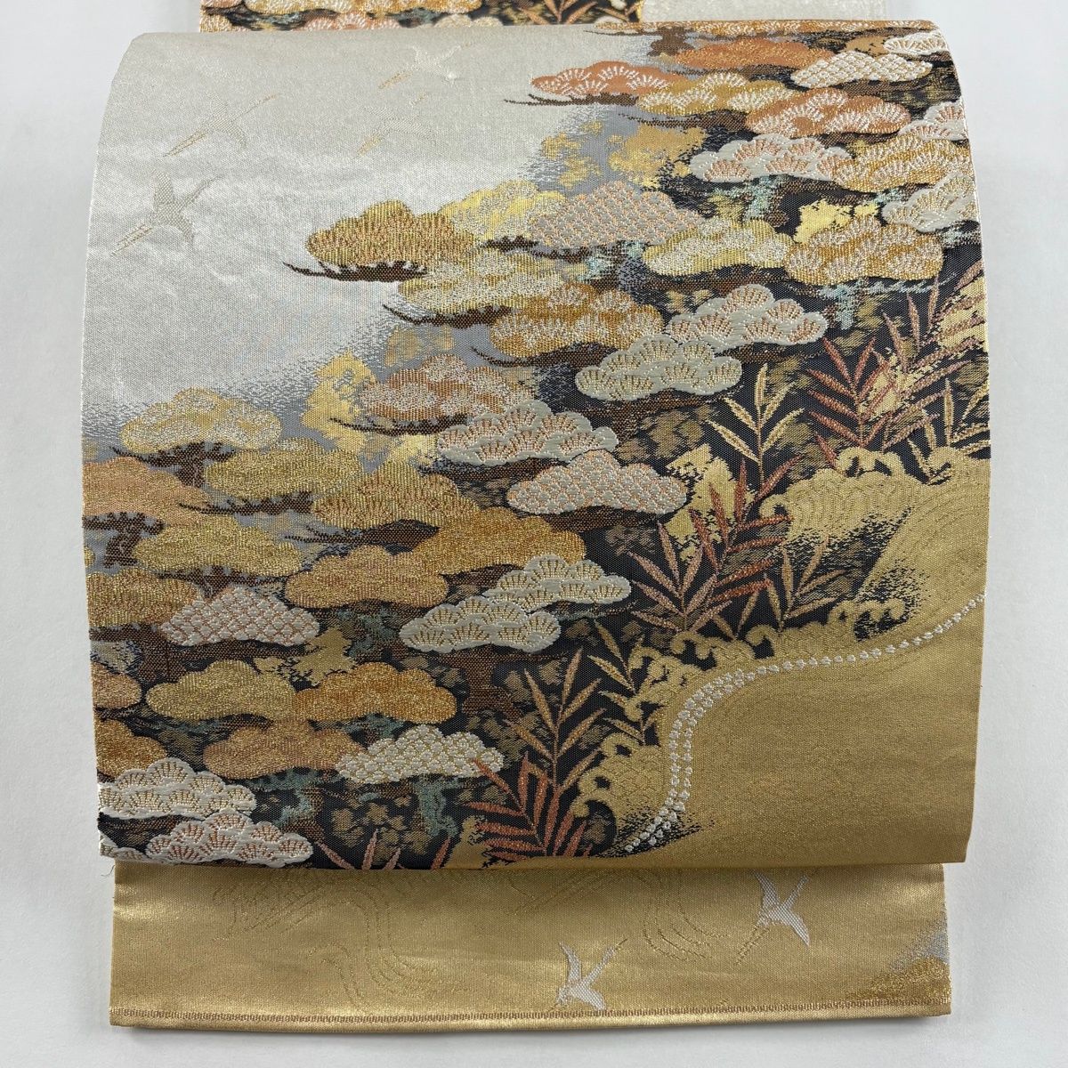 袋帯 秀品 松 波頭 箔 金色 お太鼓柄 正絹
