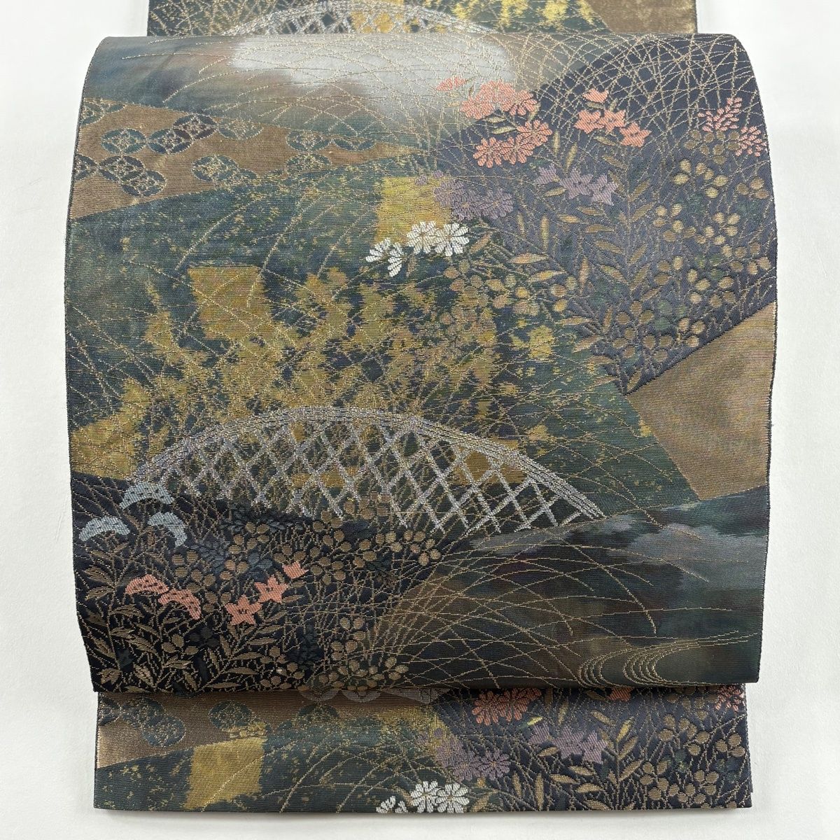 袋帯 秀品 服部織物 落款 こはく錦 秋草 流水 箔 灰色 六通 正絹