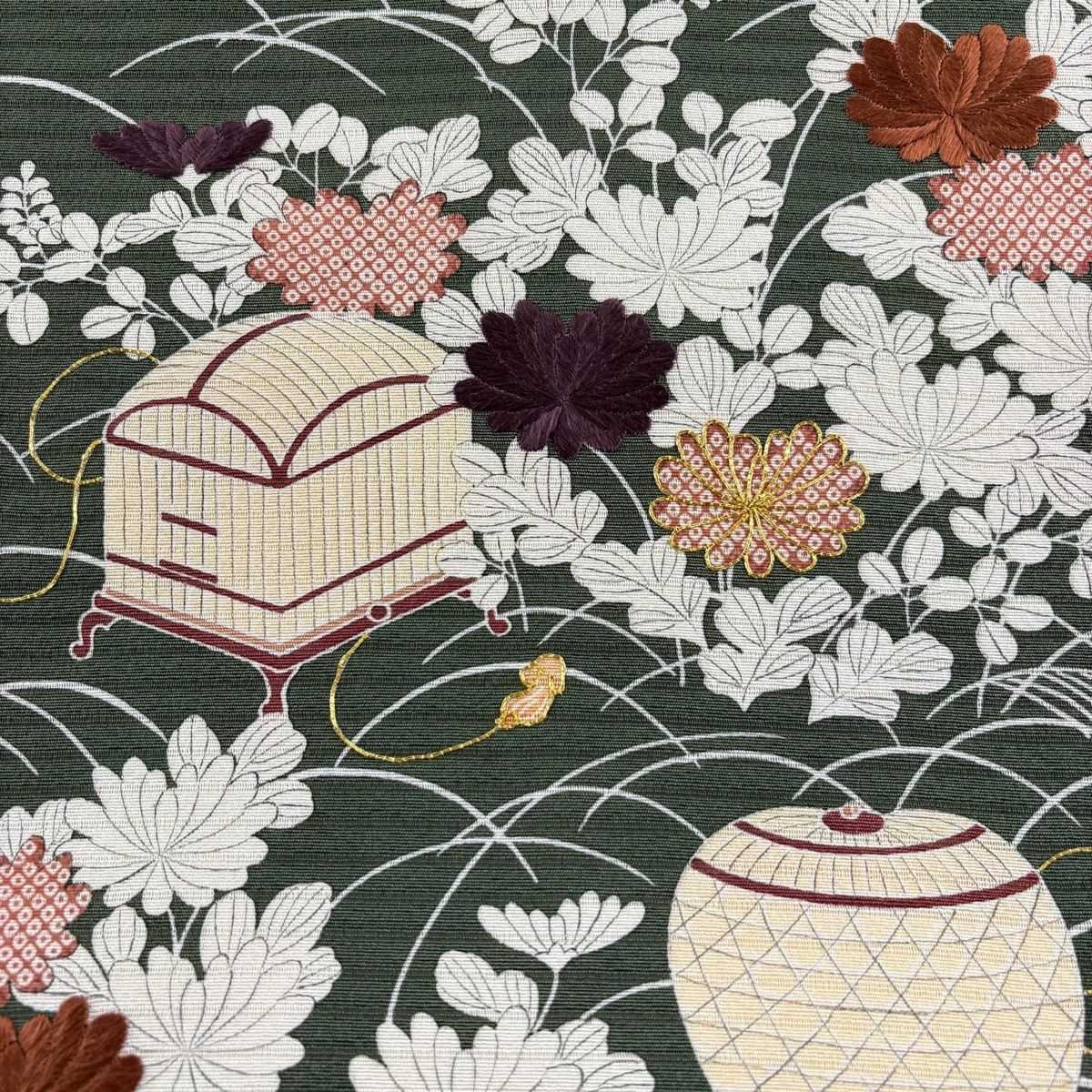 名古屋帯 落款 ぎをん齋藤 夏帯 絽 器物文 秋草 刺繍 金糸 深緑 正絹