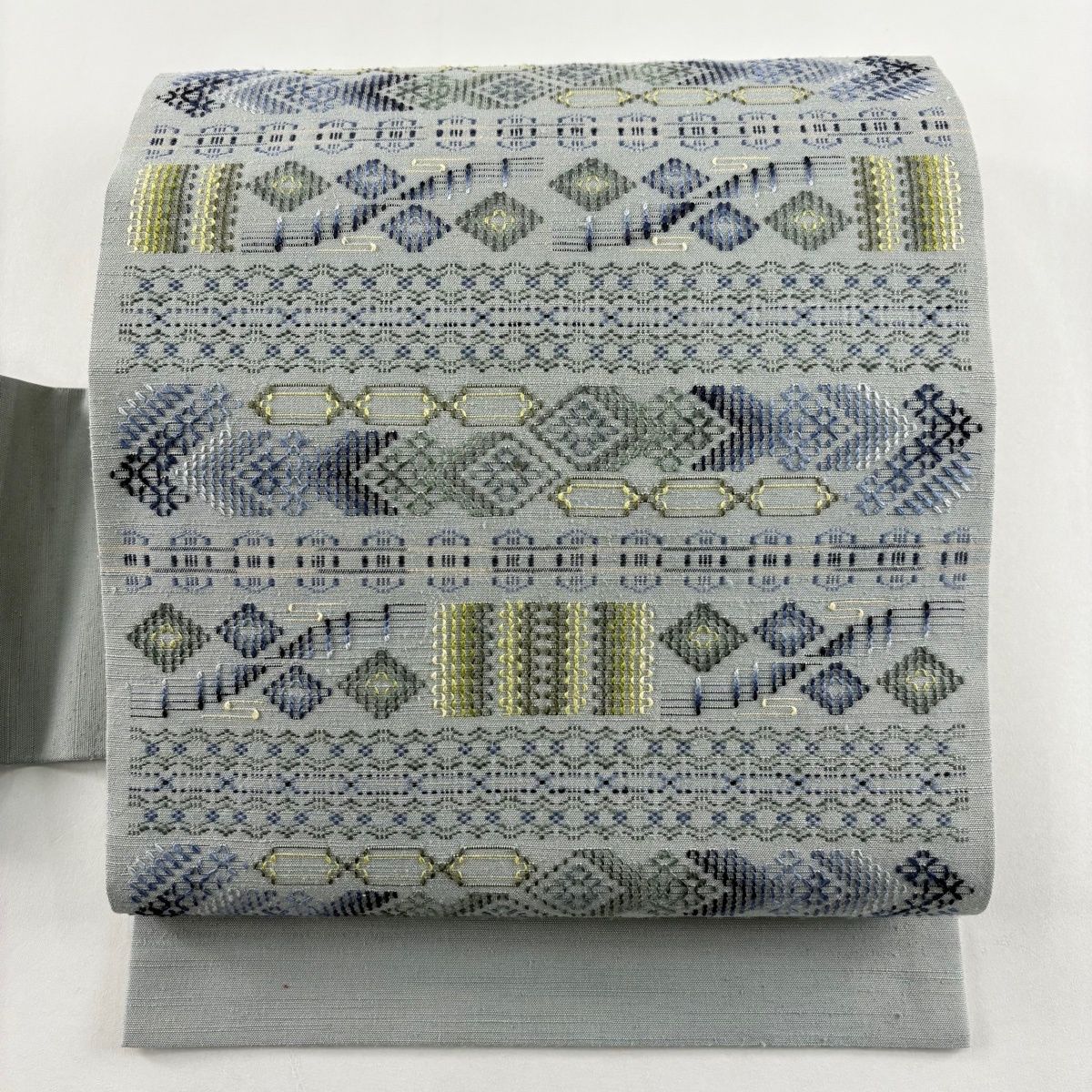 名古屋帯 証紙 読谷山花織 草木染 幾何学 縞 青灰色 正絹