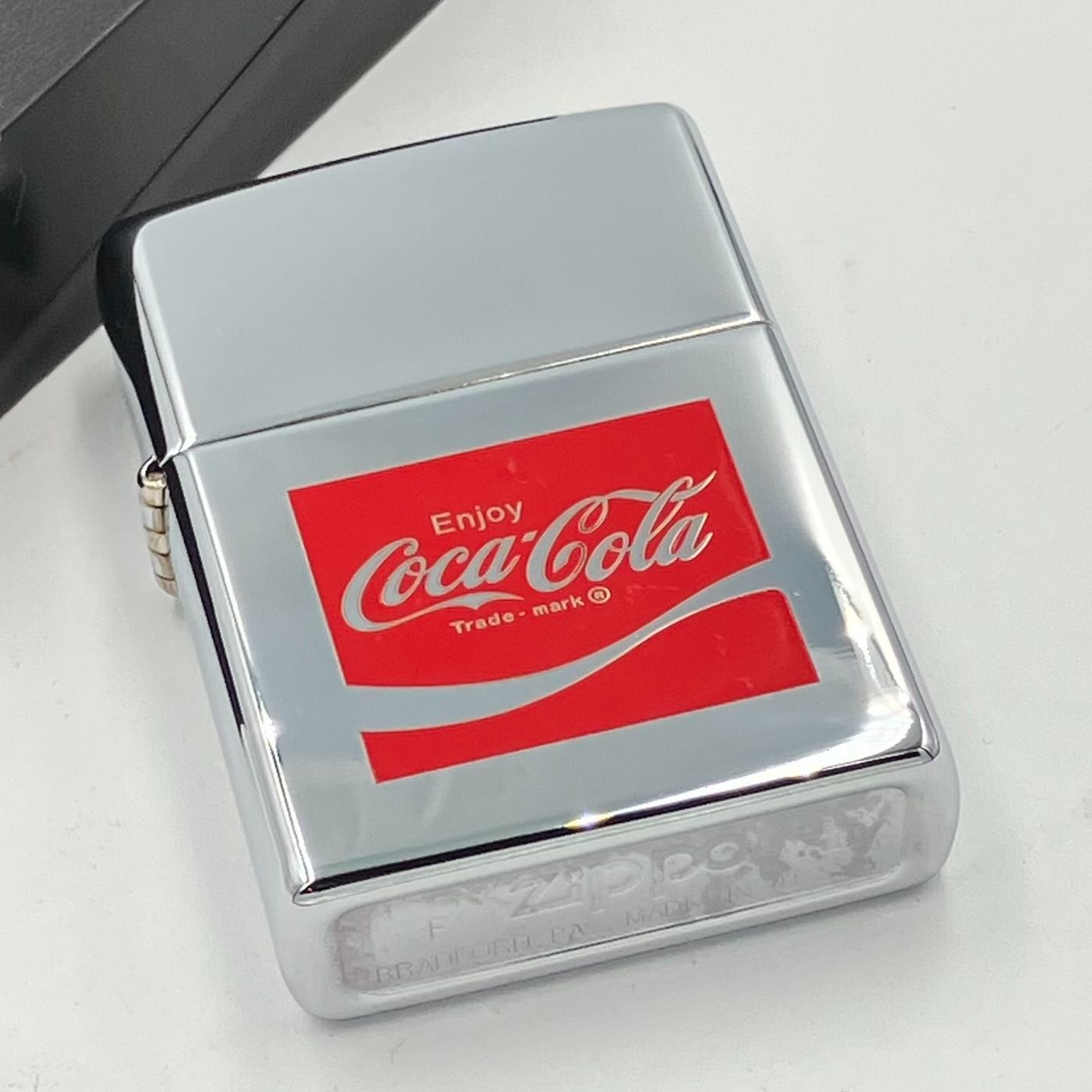 Zippo Coca-Cola 未使用　オイルなし ZIPPO ジッポー ビンテージ 1996年 未使用 Coca-Cola Brand Collection