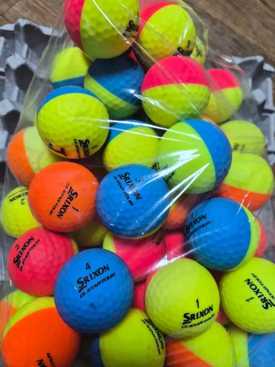 スリクソン 半々ボール Qスター ロストボール 95 000円