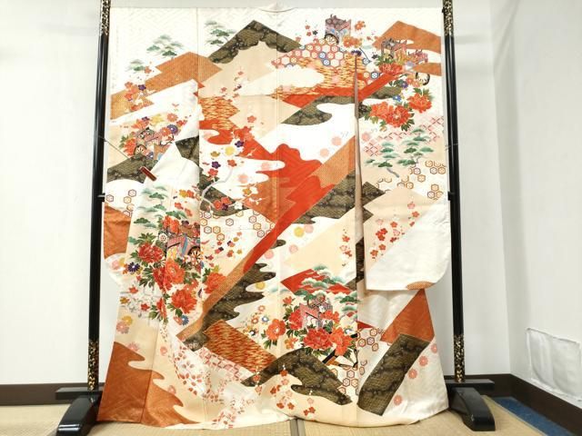 平和屋着物 豪華振袖 御所車吉祥牡丹花松文 金彩 正絹 yc