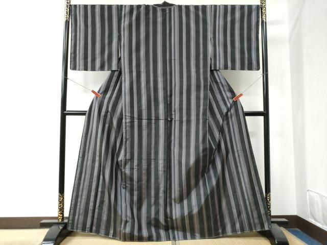 平和屋着物●上質な紬　間道　黒地　正絹　逸品　未使用　CAAZ3780yc 平和屋着物○上質な紬 間道 黒地 正絹 逸品 未使用 CAAZ3780yc - メルカリ