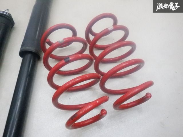 ☆ストア出品☆ トヨタ 純正 NHP10 アクア G's 中期 サスペンション