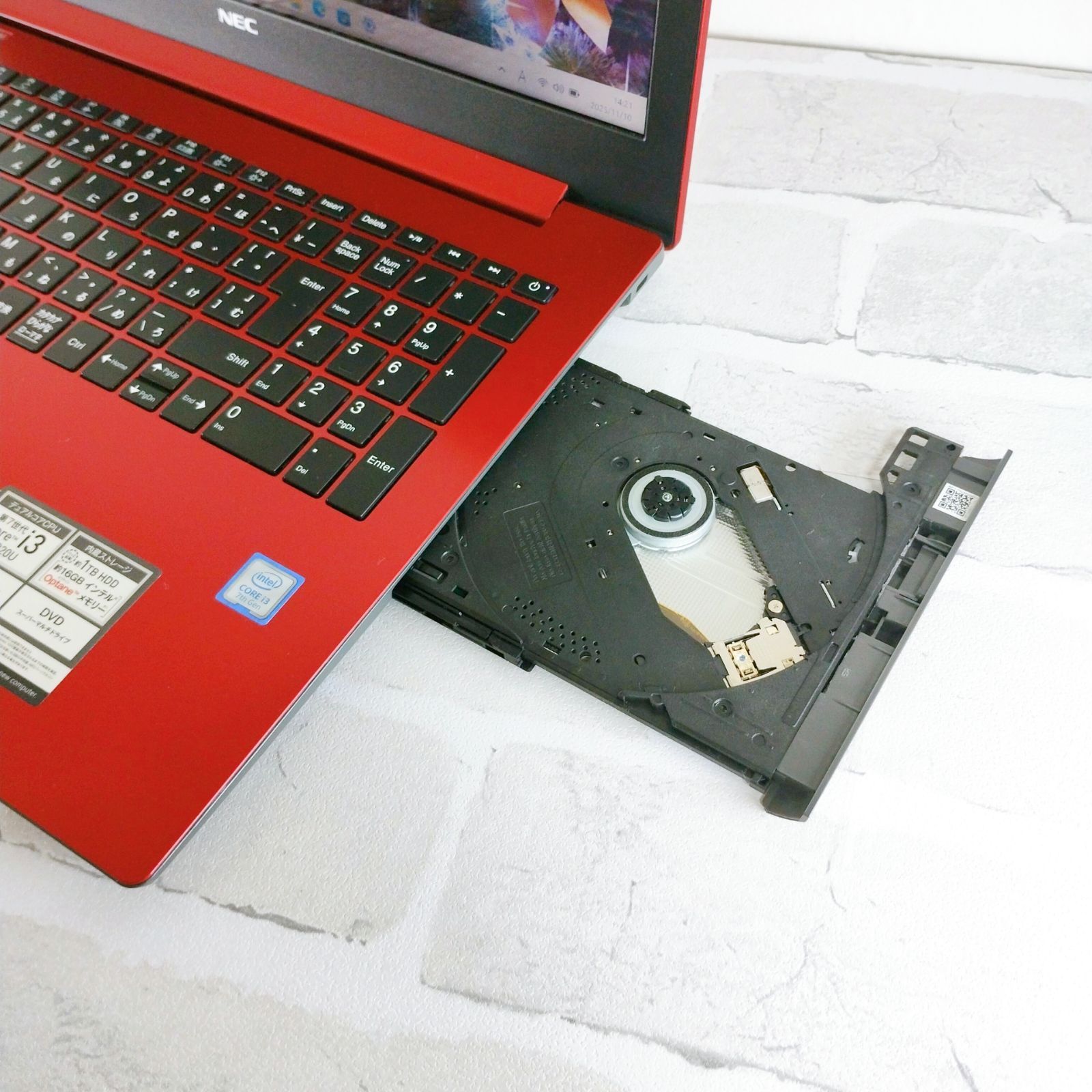 たっぷり1TB ノートパソコン Corei3 第7世代 最新 Windows11 NEC Lavie