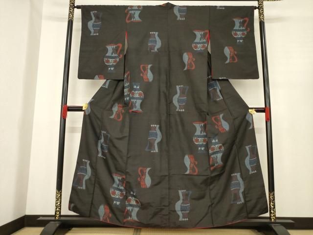 平和屋着物 アンティーク 大正ロマン 紬 陶器花文 黒地 正絹 ck