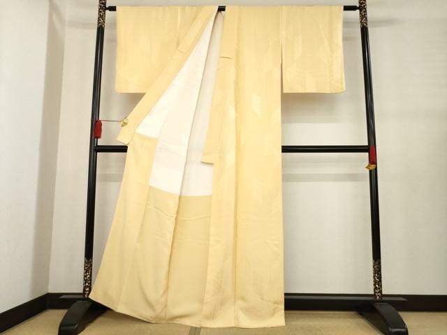  平和屋着物 上質な色無地 葉尽くし地紋 萱草色 正絹 ck 色無地 着物