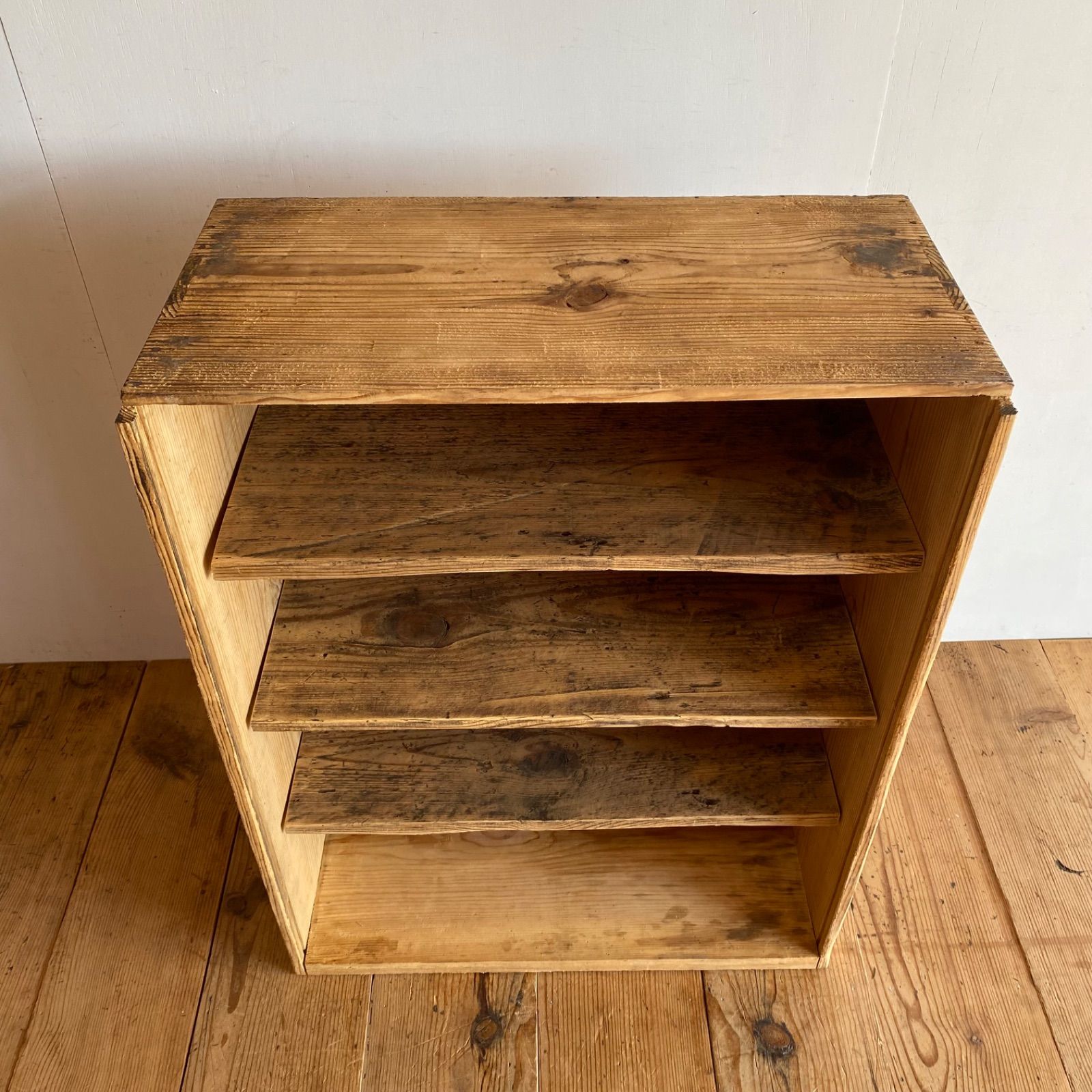 アンティーク 仕切り棚 チェスト 食器棚 書類棚 無垢材 無塗装 z939 アンティーク 仕切り棚 チェスト 食器棚 書類棚 無垢材 無塗装 y329