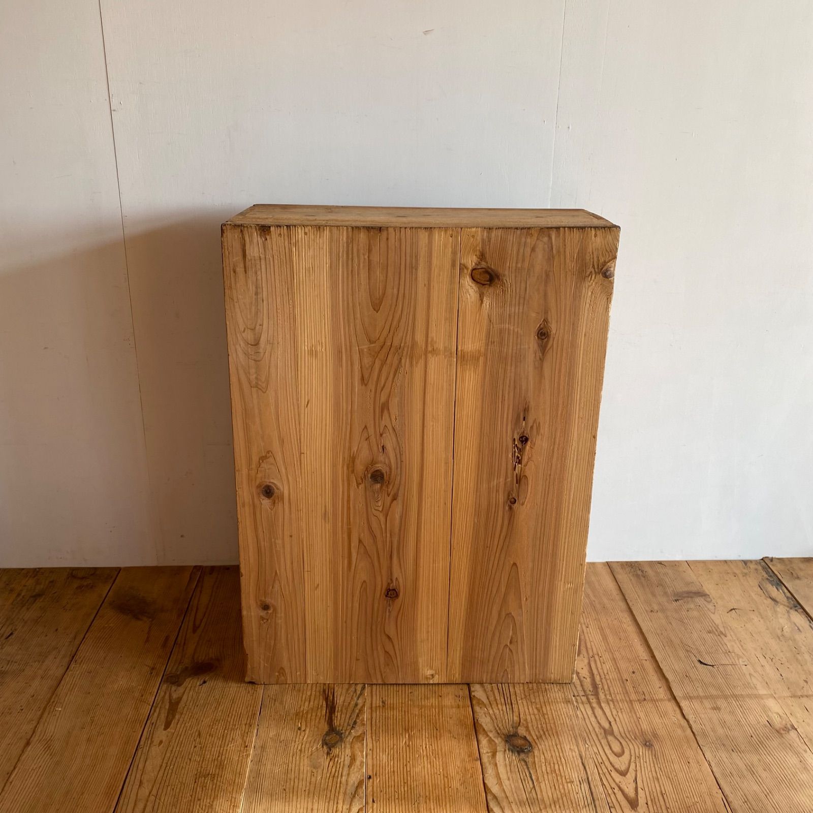 アンティーク 仕切り棚 チェスト 食器棚 書類棚 無垢材 無塗装 y330