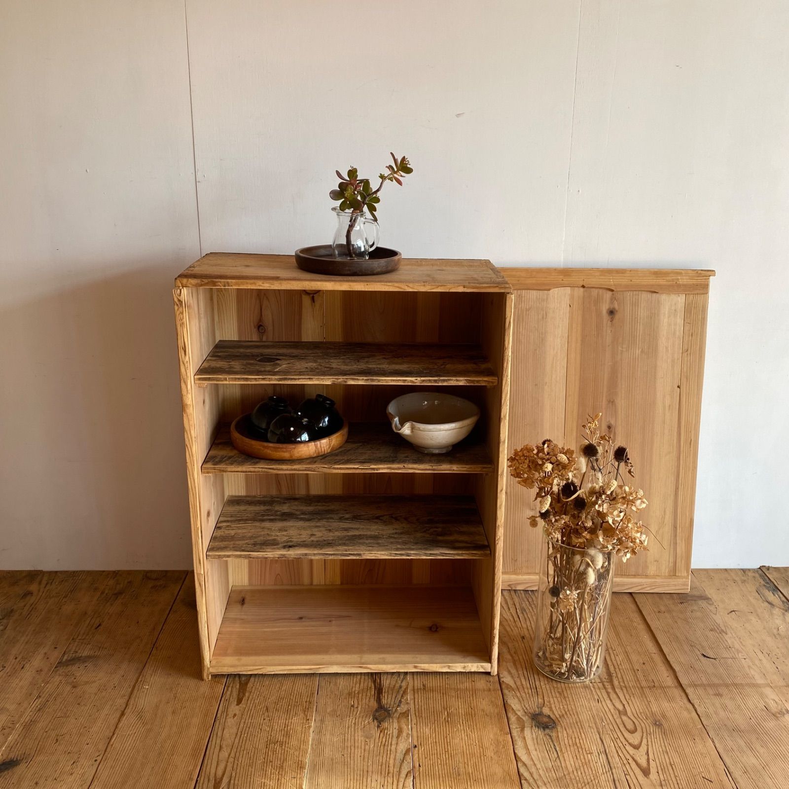アンティーク 仕切り棚 チェスト 食器棚 書類棚 無垢材 無塗装 アンティーク 仕切り棚 チェスト 食器棚 書類棚 無垢材 無塗装 y330