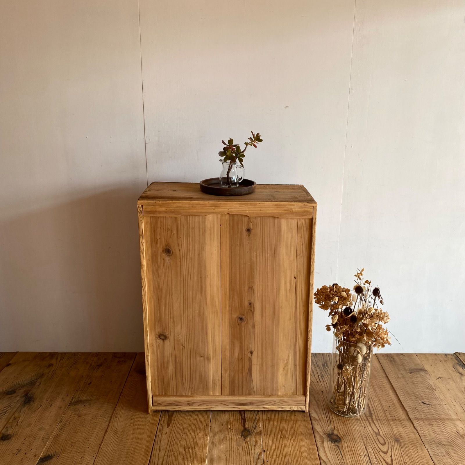 アンティーク 仕切り棚 チェスト 食器棚 書類棚 無垢材 無塗装 y330