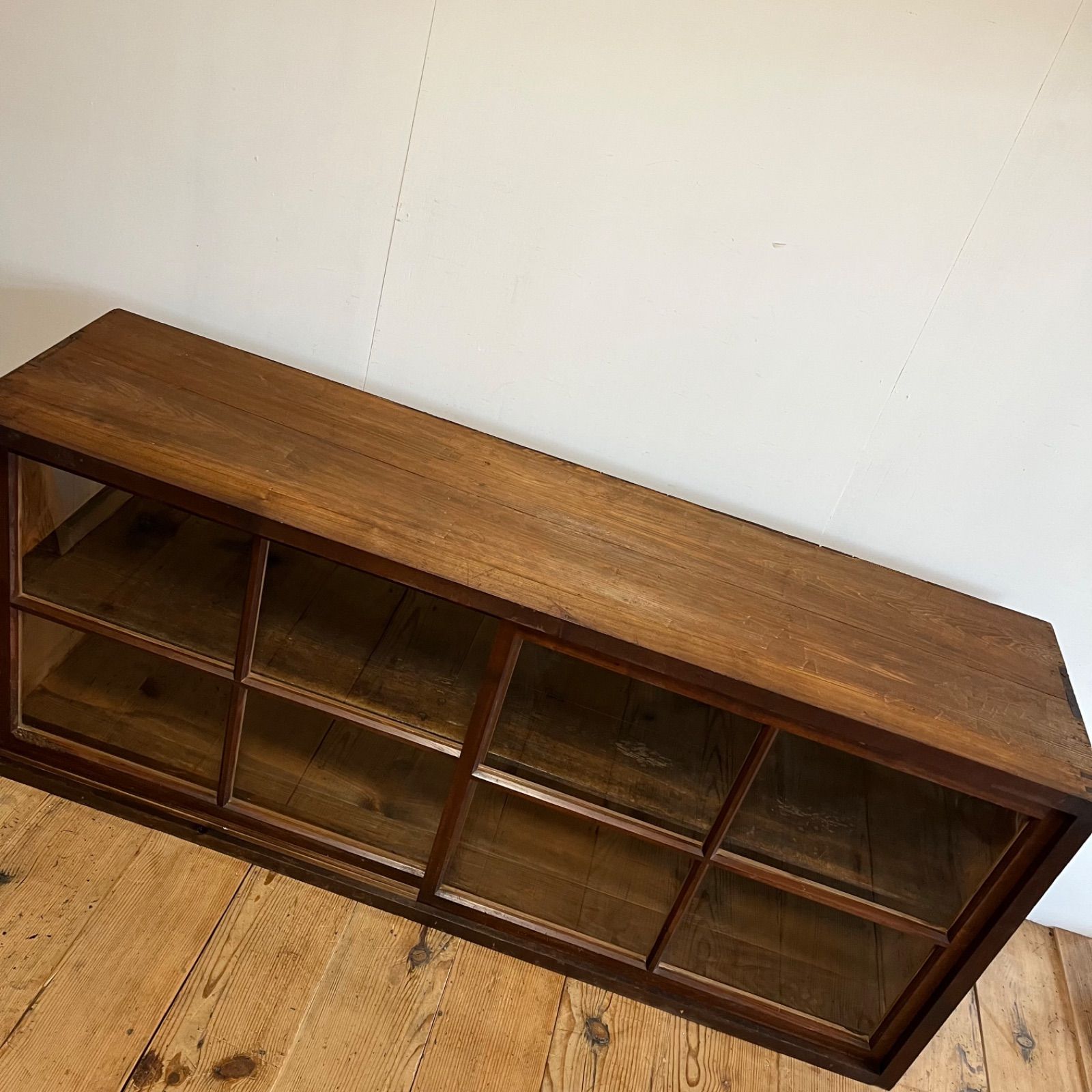 アンティーク 古家具 古道具 ガラス戸 ローボード 食器棚 水屋箪笥