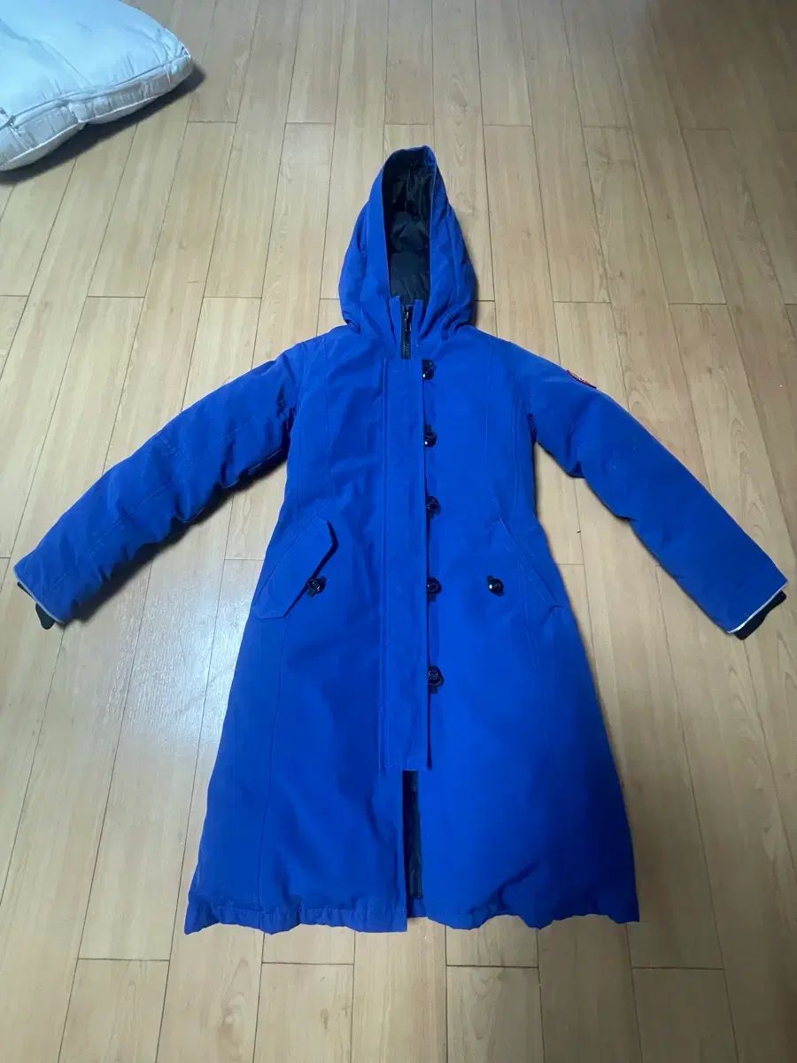 Canada Goose カナダグース ダウン キッズ S 7-8歳