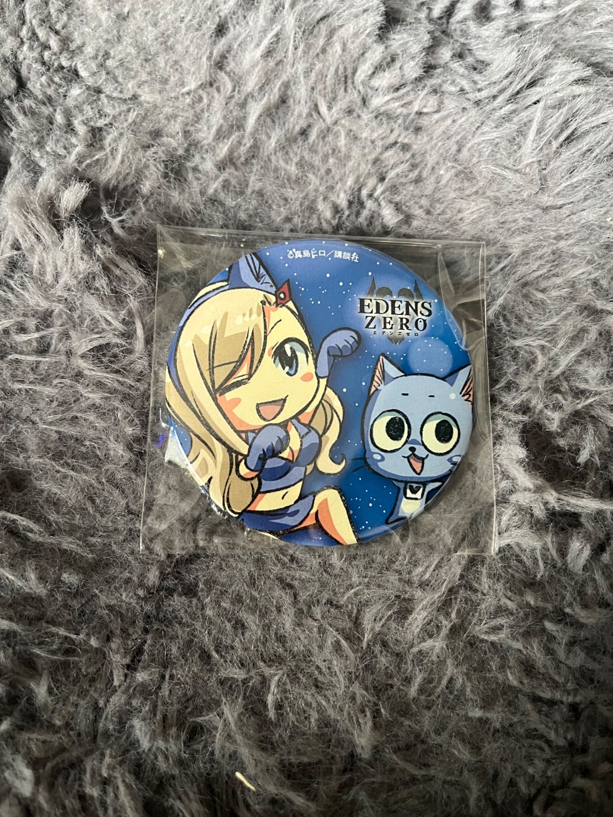 エデンズゼロ レベッカ・ブルーガーデン＆ハッピー 缶バッジ - メルカリ