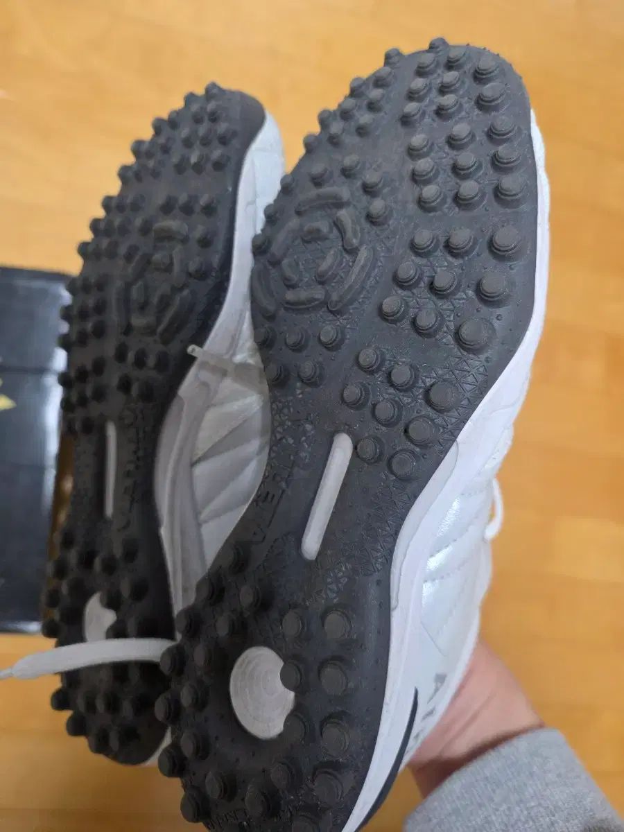 ATHLETA アスレタ サッカーシューズ A 005 白 シルバー