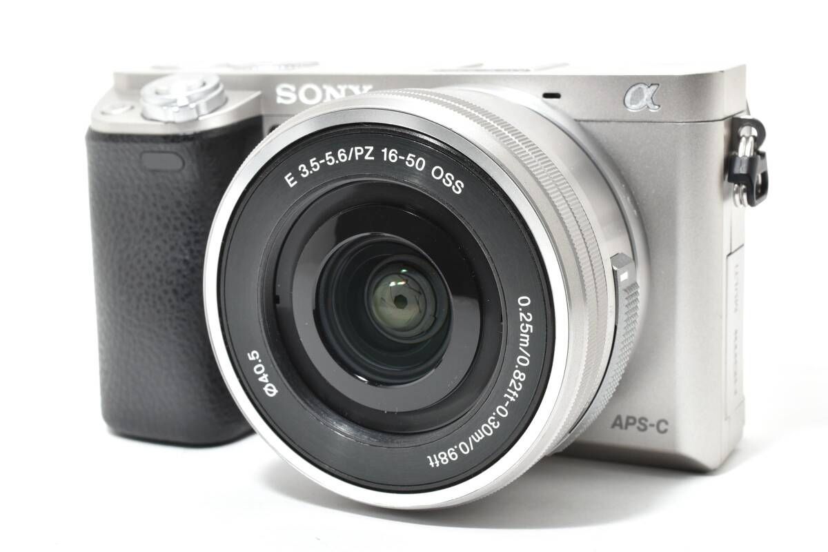 ショット数6 140回 ソニー SONY ILCE 6000 L シルバー レンズキット ミラーレス一眼カメラ 33 7143