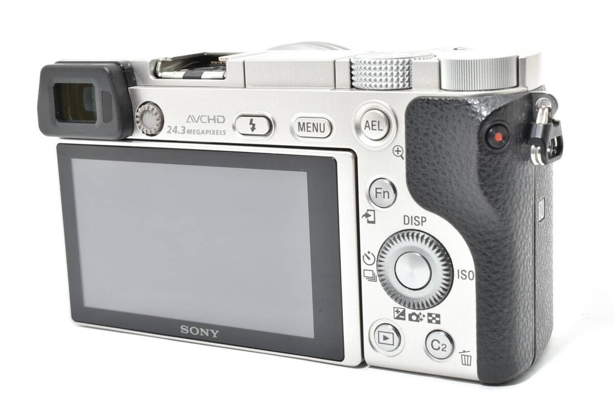  ショット数6 140回 ソニー SONY ILCE 6000 L シルバー レンズキット ミラーレス一眼カメラ 33 7143 ミラーレス一眼 デジタルカメラ