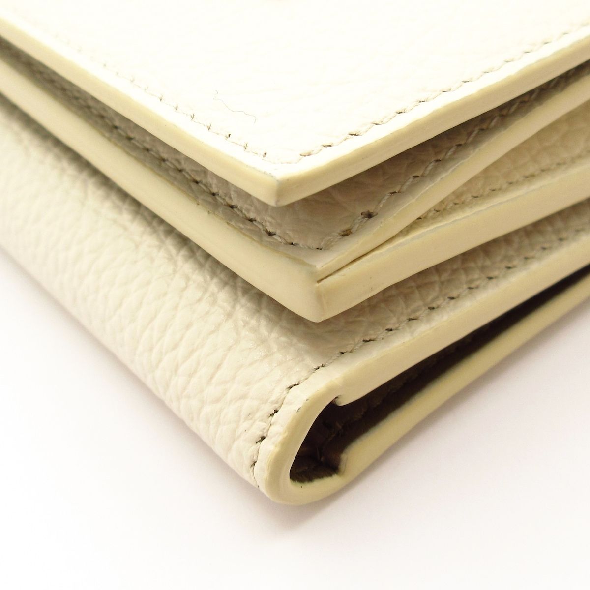 3つ折り財布 アイボリー