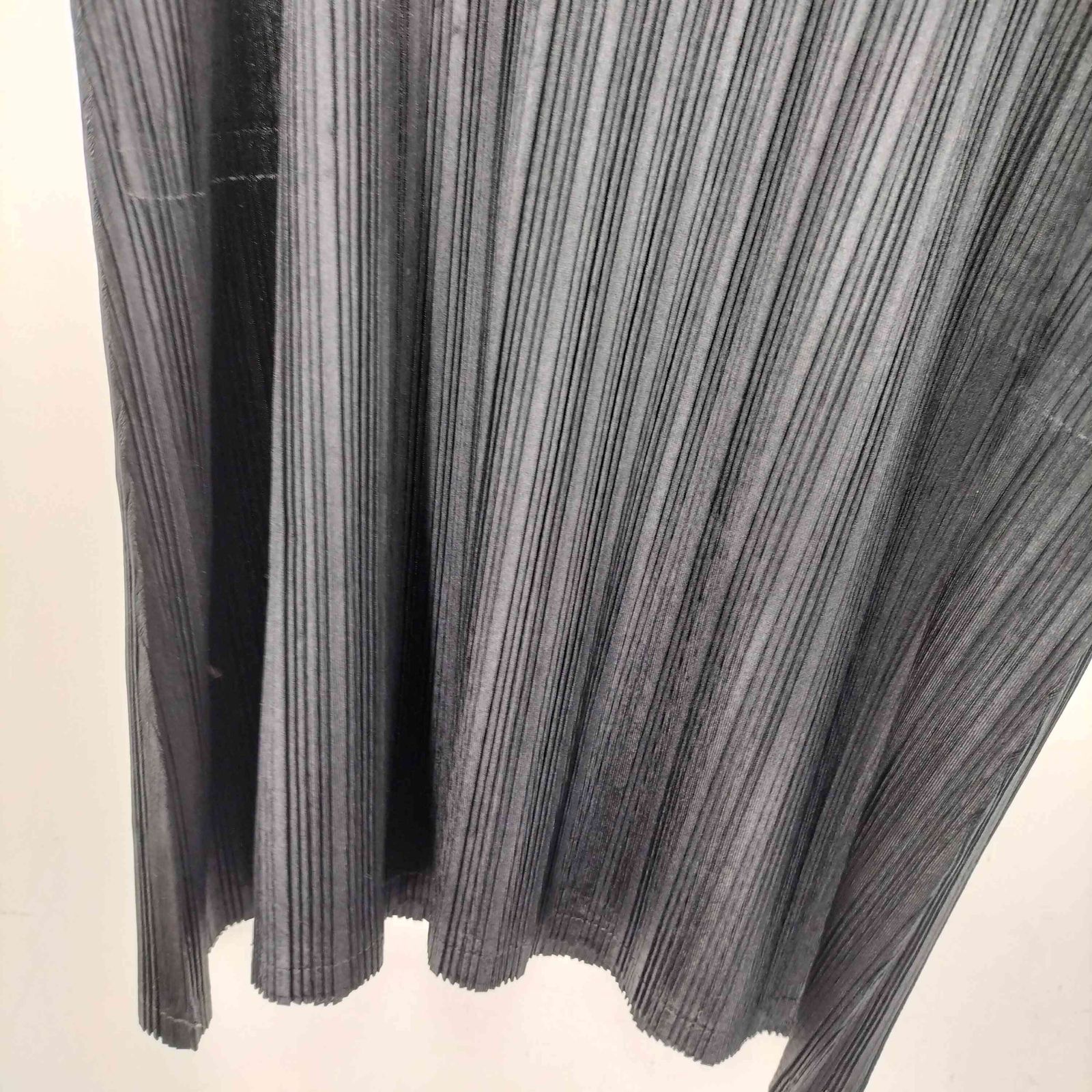 プリーツプリーズイッセイミヤケ PLEATS PLEASE ISSEY MIYAKE プリーツ