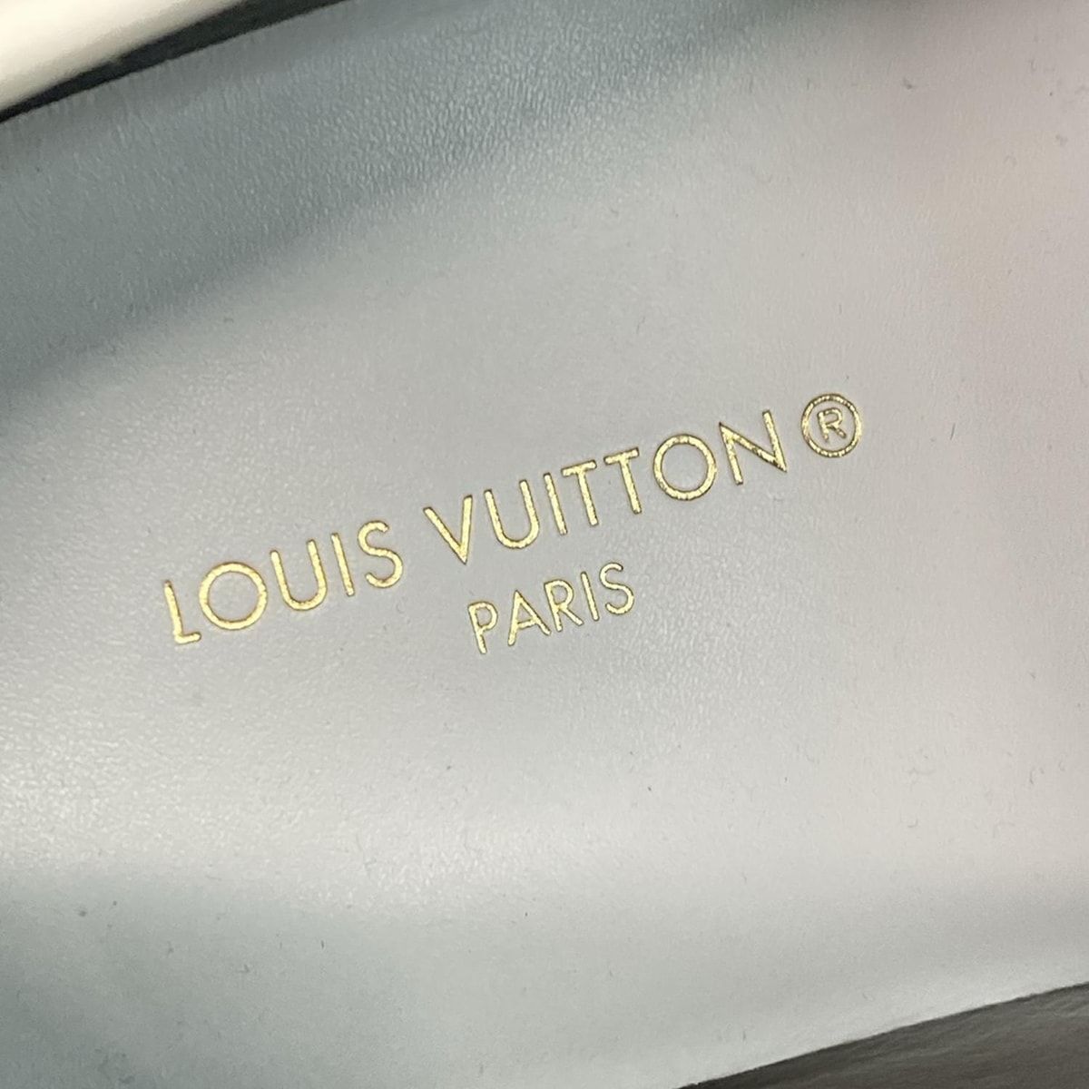 VUITTON