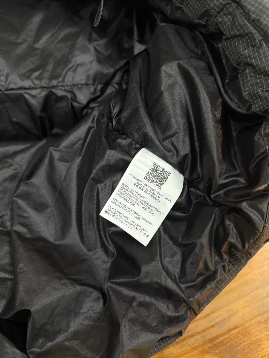 ヌクリアイ SVパーカ