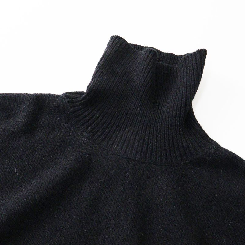 ウール タートルネック