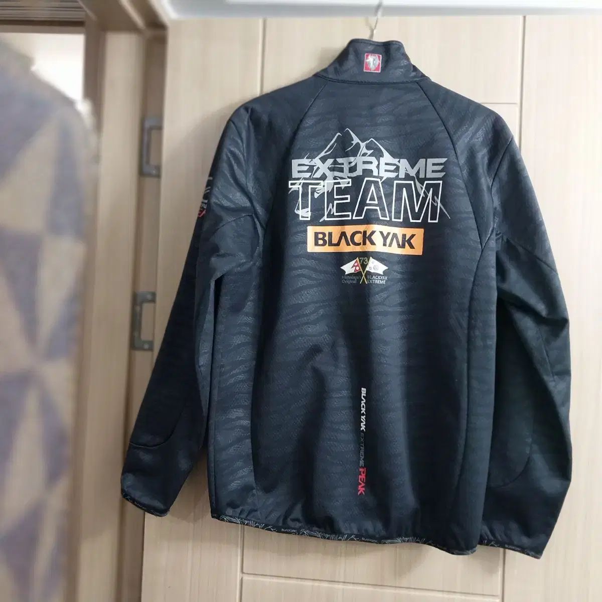 BLACK YAK エクストリーム チーム ジャケット 2012