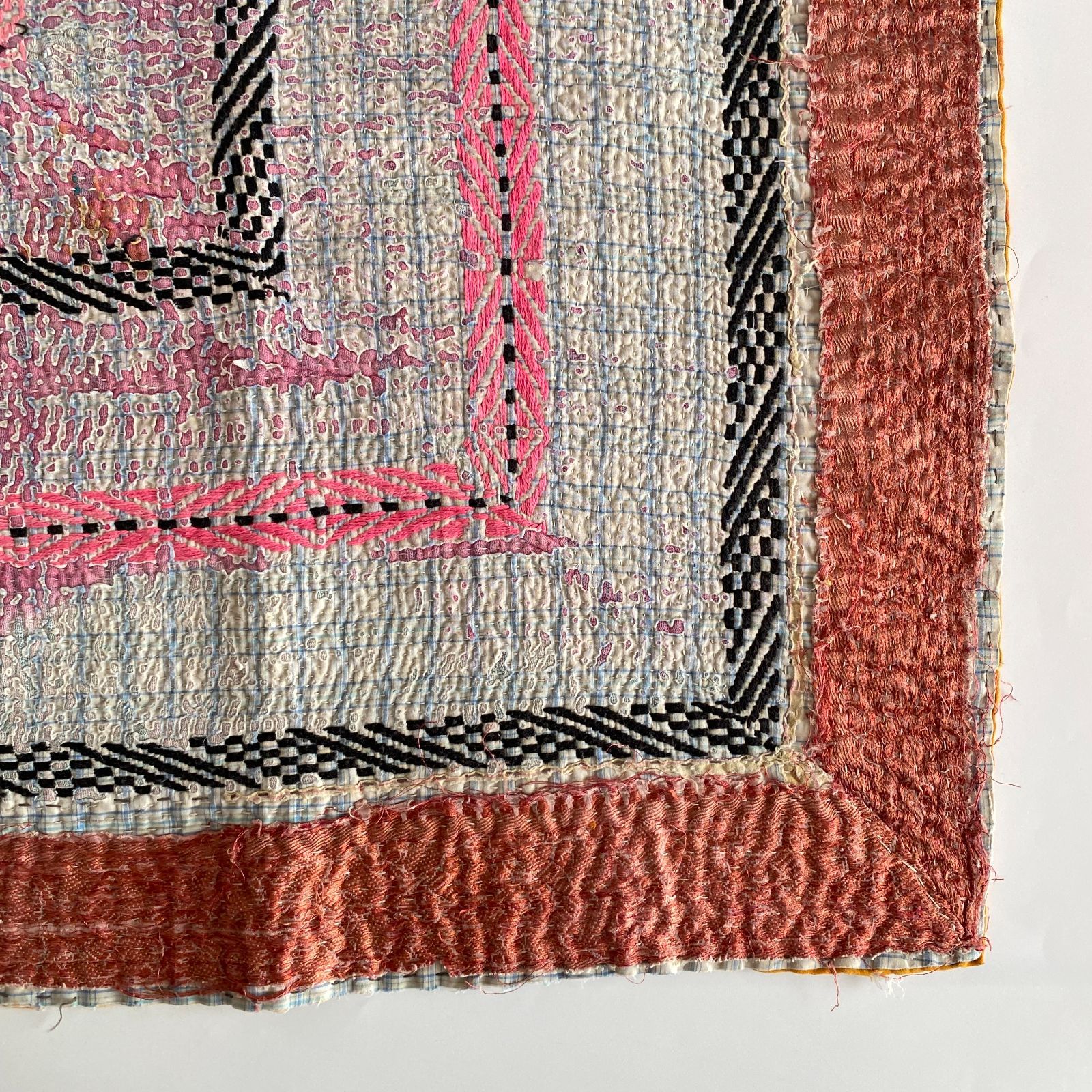 3472 ラリーキルト カンタキルト オールドファブリック ハギレ ピンク