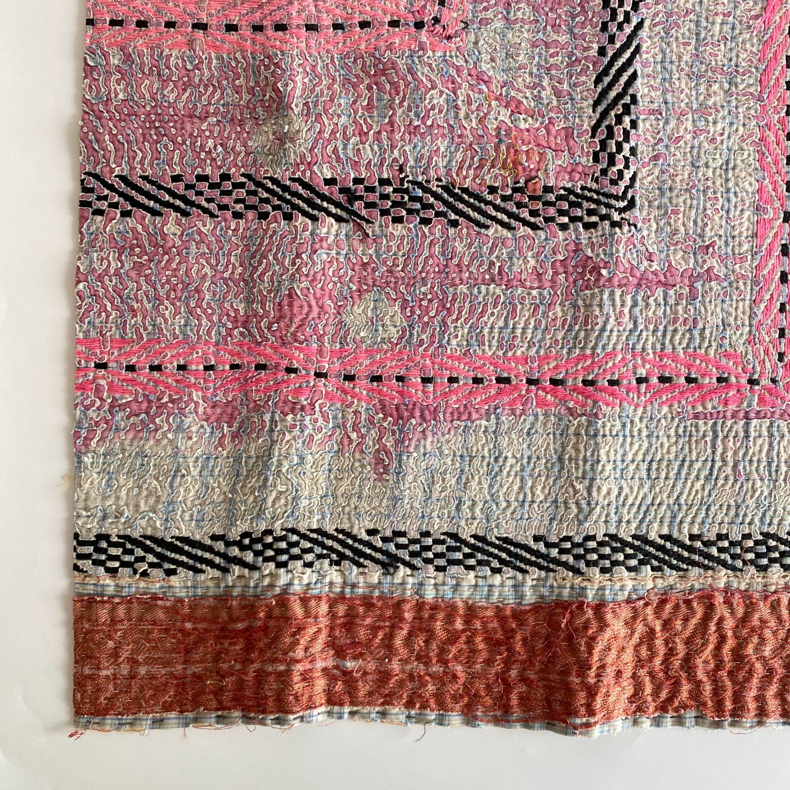 3472 ラリーキルト カンタキルト オールドファブリック ハギレ ピンク