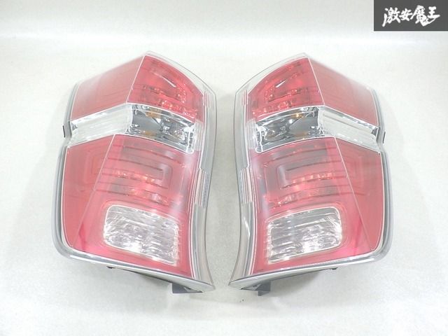 レンズ傷少なめ】 ホンダ 純正 RK1 RK2 ステップワゴン 前期 テール