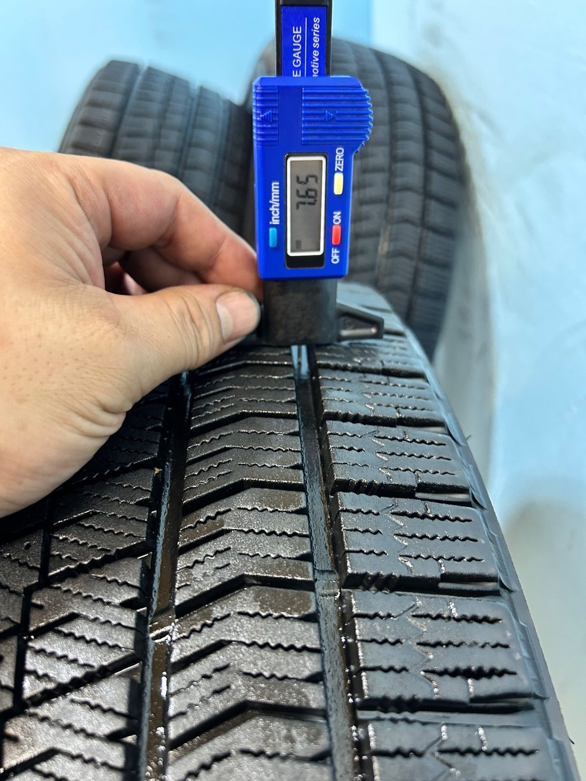 19 スタッドレス