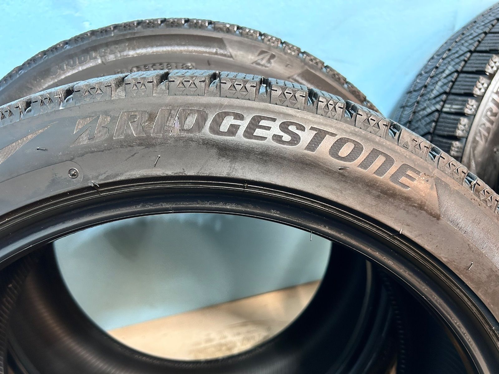 225 45 R 19 スタッドレス 19インチ BLIZZAK VRX 2 4本セット NO 9 y