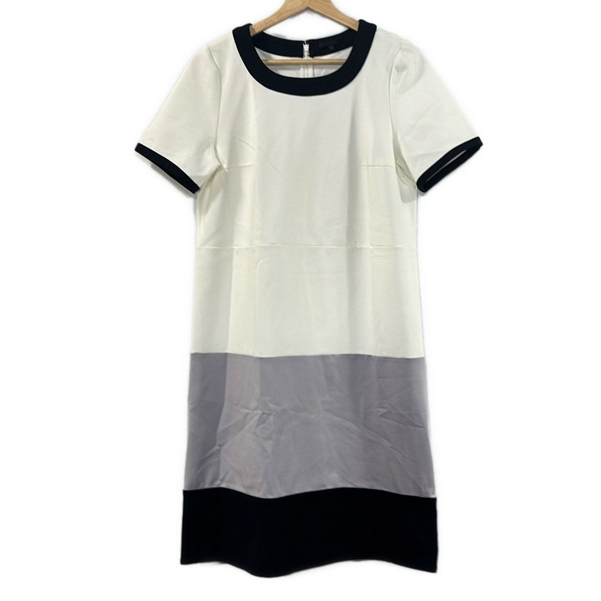 TO BE CHIC トゥービーシック ワンピース サイズ42 L レディース - アイボリー×ライトパープル×黒 クルーネック 半袖 ロング