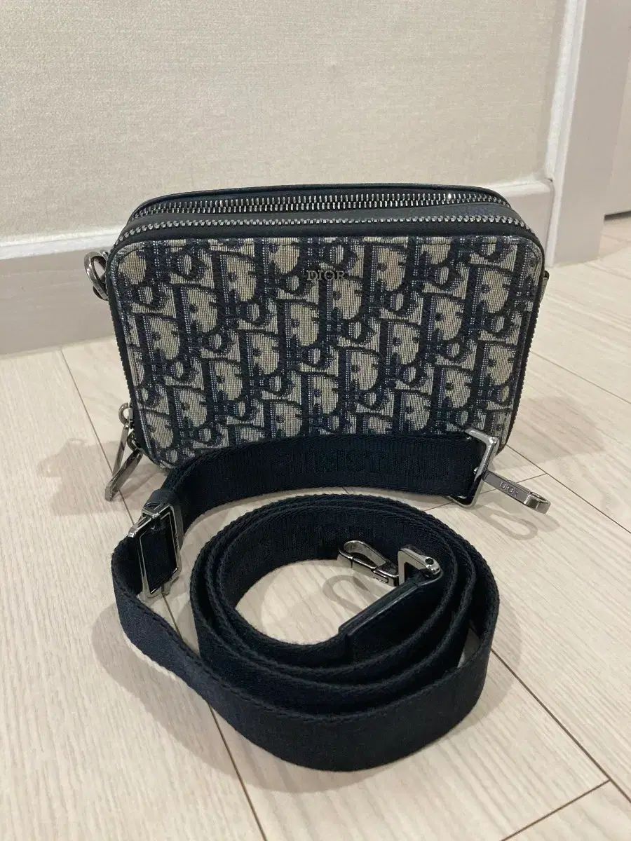 ディオール オブリーク ポーチ クロスバック