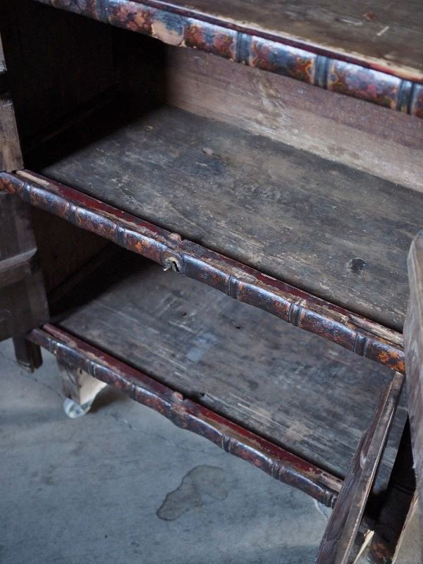 中国骨董家具 アンティークな戸棚 清時代? 古録展 送料無料 中古 品番