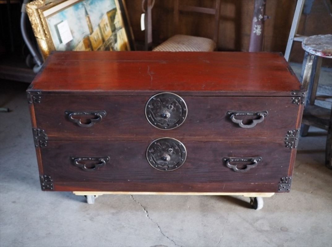 アゲハ蝶金具アンティーク米沢ローボード 明治～大正時代 古録展 品番S 108662