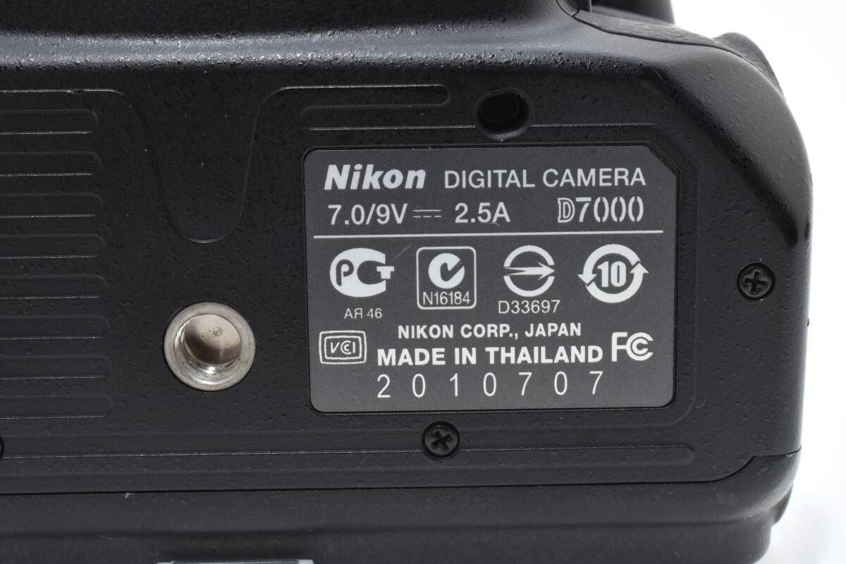 ☆極上品☆《ショット数5,851回 》Nikon ニコン D7000 ボディ #834Z